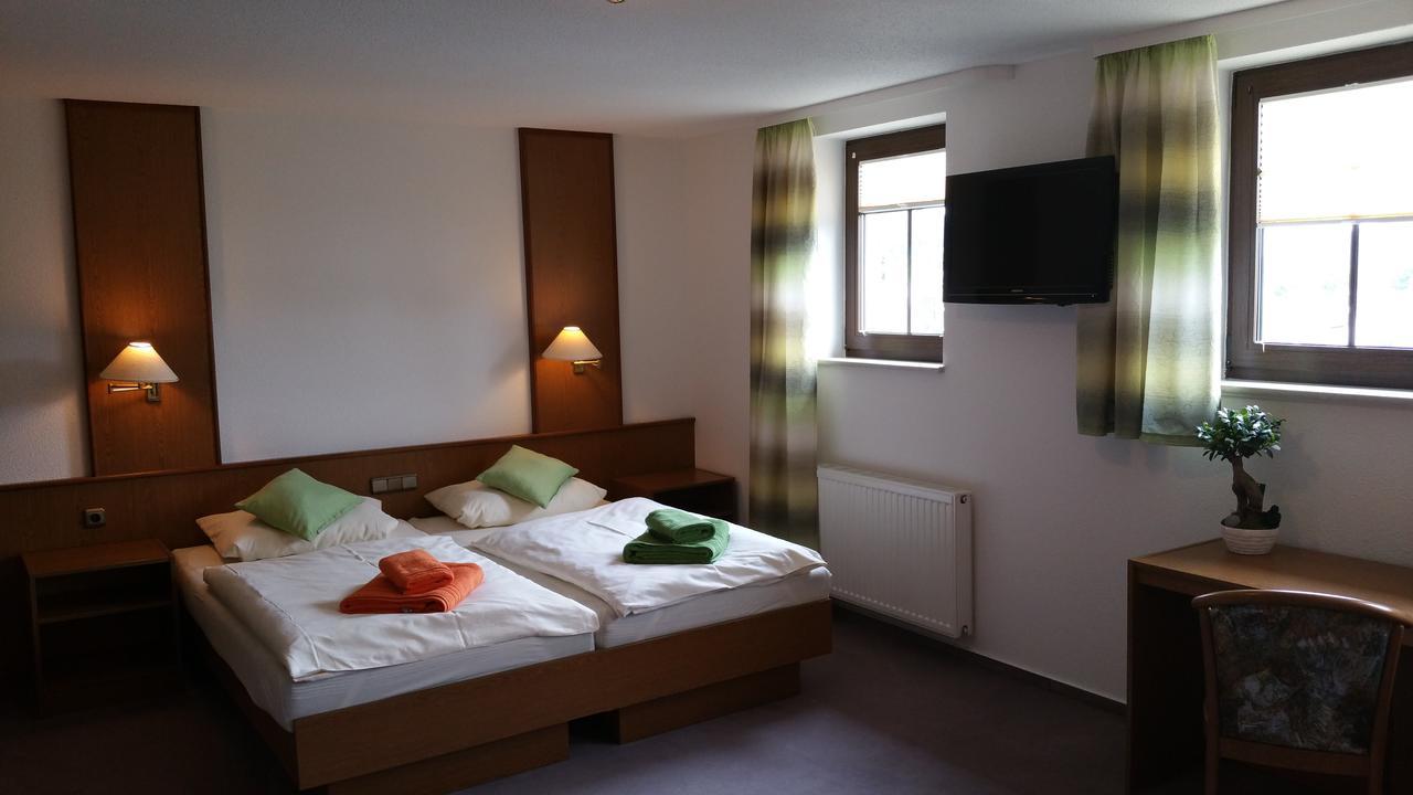 Hotel Am Markt Ehrenfriedersdorf Esterno foto